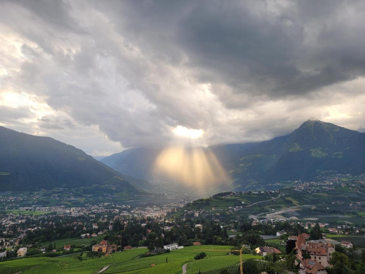 Appartamento Schwarzplatterhof Merano Esterno foto